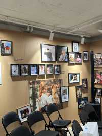 งานนิทรรศการ 윤딴딴