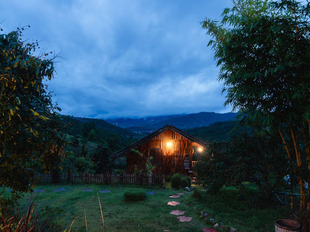 ฮักเขา ณ แม่แจ่ม เชียงใหม่🪵🌲🌳🌧️