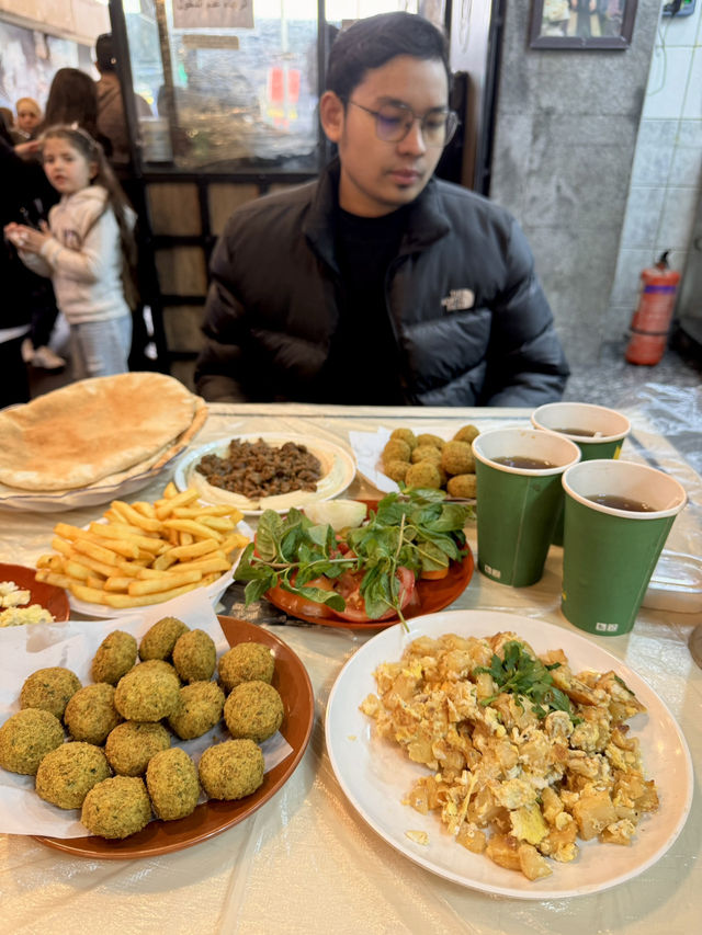 HASHEM RESTAURANT | THE HEART OF AMMAN'S STREET FOOD SCENE !