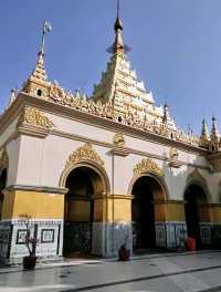 曼德勒-馬哈穆尼寺，相傳佛陀親自開光的真身佛像！