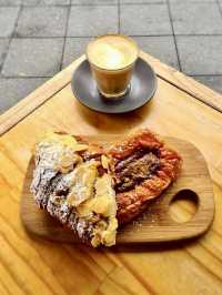 Bostons Espresso - Cafe