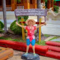 วัดเขาย้อย เพชรบุรี โบสถ์ไม้แกะสลักสุดวิจิตร 