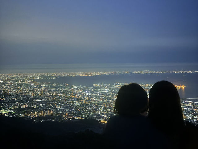 《神戶摩耶山的千萬夜景：掬星台的震撼》
