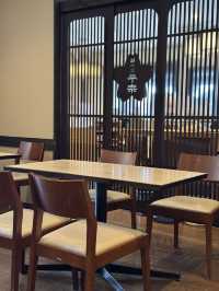 【奈良/法隆寺】落ち着いた和の空間で名物の柿の葉寿司が楽しめるお店