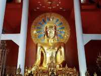 วัดพระสิงห์วรมหาวิหาร: อัญมณีแห่งล้านนา