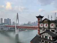 Daylight Drama: Capturing Hongya Cave’s Cliffside Majesty