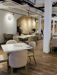 💥European-Retro💥Themed Café in Town〖MacPherson〗