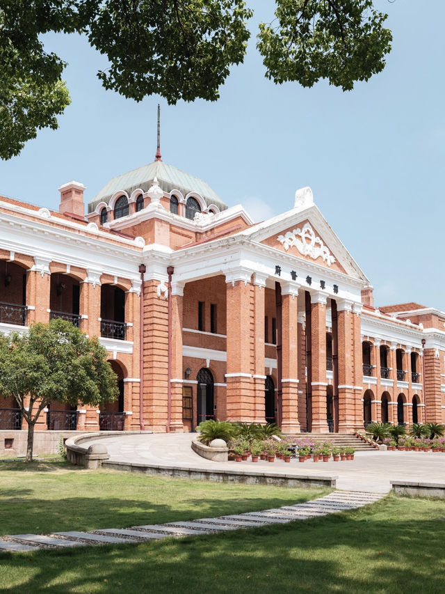 Wuhan Hidden Gem | The Red-Walled “Revolution Museum”