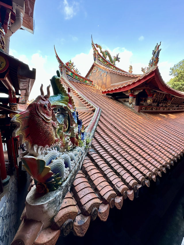 Stone Whispers: Decoding Qingshuiyan's Architectural Alchemy