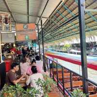 ตลาดน้ำคลองลัดมะยม