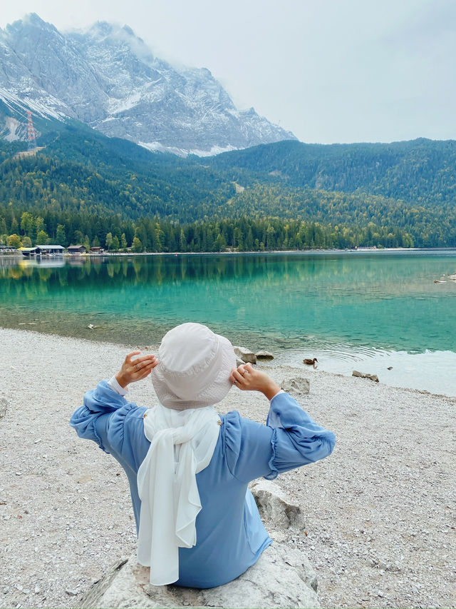 Lake Eibsee, a glimpse of paradise 💙🤍
