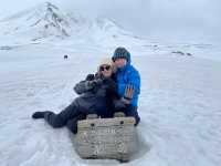 “Snowflakes and Smiles: A Family Day on Asahidake”