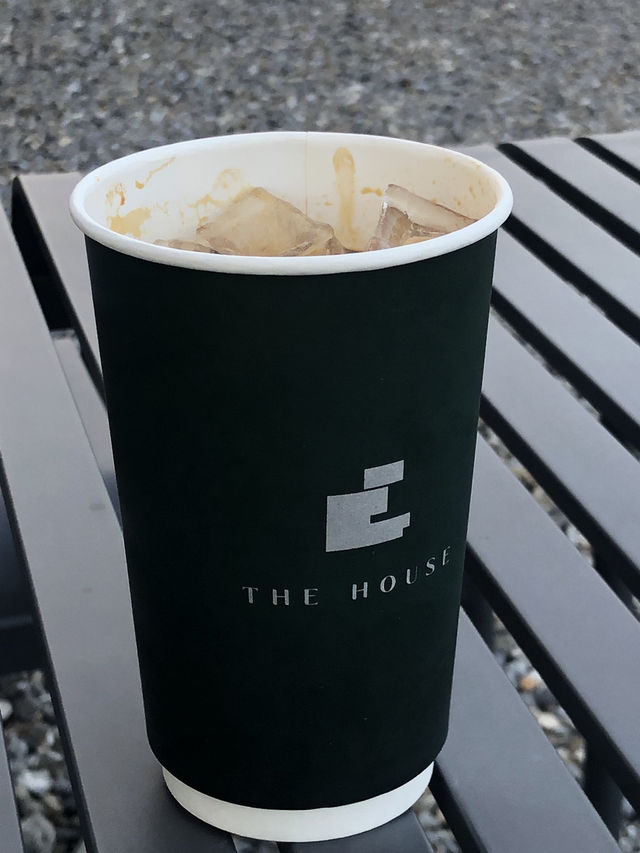 ☕ 라떼 한 잔에도 진심인 공간 — 용인 커스텀 커피(Custom Coffee) 본점