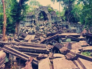 Laputa Comes to Life! Experience the Mystical Ruins of Beng Mealea