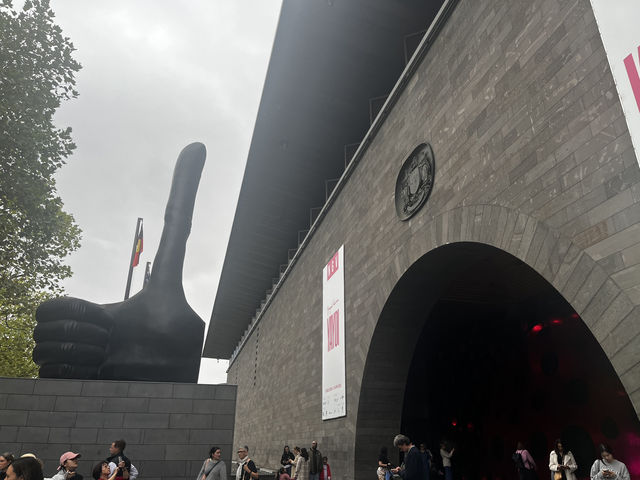 Explore the most visited art museum in Melbourne 