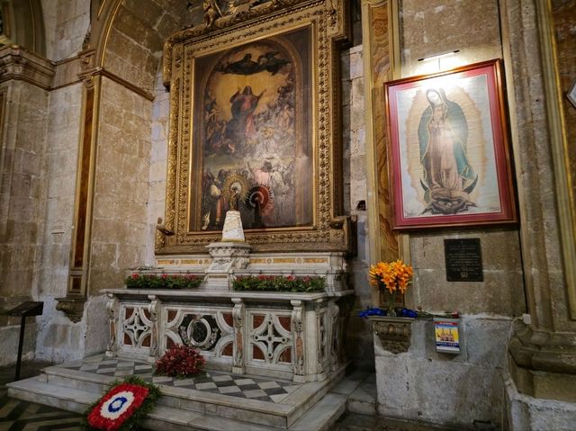 해외여행 산티아고의 아름다운 Catedral Metropolitana de Santiago de Chile