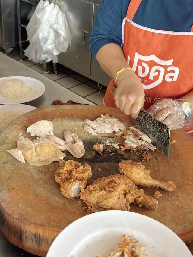 บุญตา ข้าวมันไก่ ร้านเด็ดแห่งเมืองปราจีน