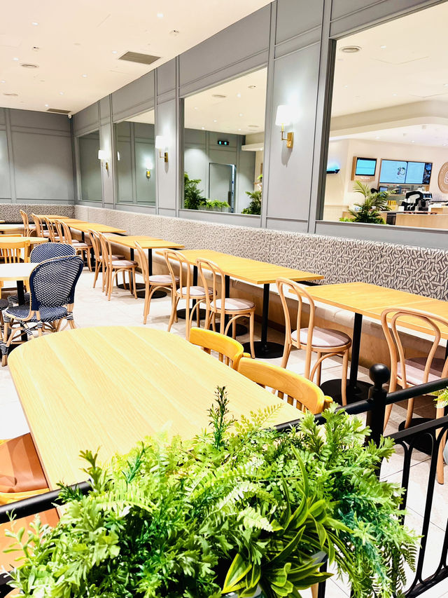 Paris Baguette – A Slice of Parisian Delight in Every Bite
