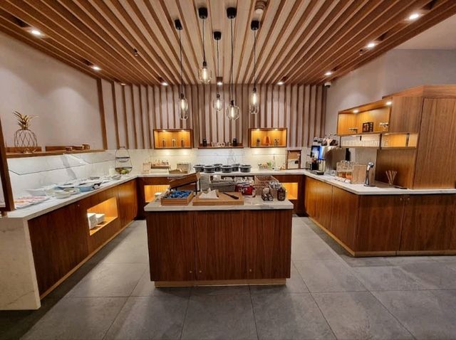 蘇黎世 | 蘇黎世萬豪酒店，利馬特河畔的美景酒店。