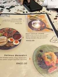 🍽 "Hidden Gem Near the Runway: JOMO Eatery Shines!" 🍰