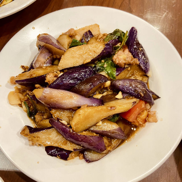 端午不只包粽子！來光復樓享受炸得酥脆的深坑風味