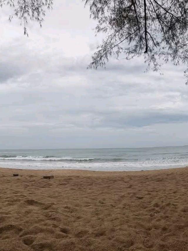 หาดบ้านกรูด บางสะพาน ประจวบคีรีขันธ์