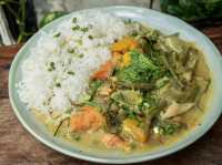 Sacred Lotus Cafe & Hostel (Phnom Penh)