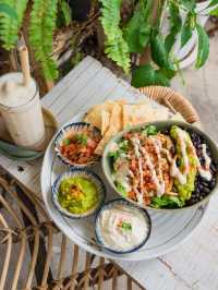 Delicious budget lunch at Sacred Lotus Café