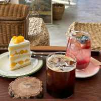 Gonggam Cafe