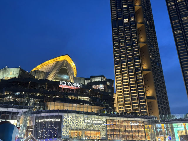 🌆 짜오프라야 강 보트 투어로 방콕 풍경 즐기기