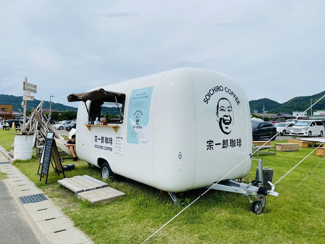 旅にひと息、海辺のコーヒー。@父母ヶ浜(香川)