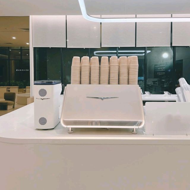 Kommons Cafe