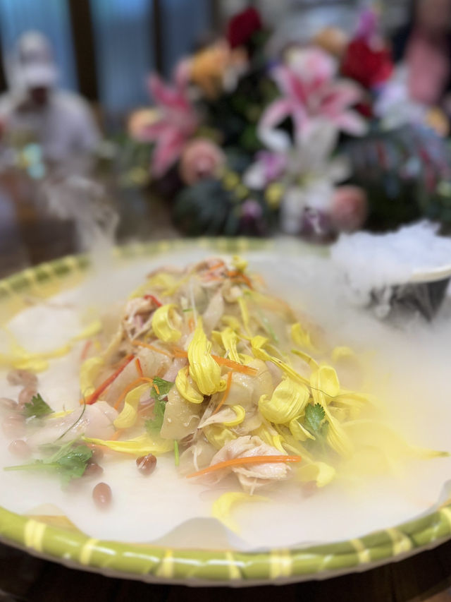 位於三溪村裏面的一家特色在民國碉樓 💕 私房菜 ！閬苑