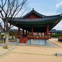 南山谷韓屋村 (남산골한옥마을) 
