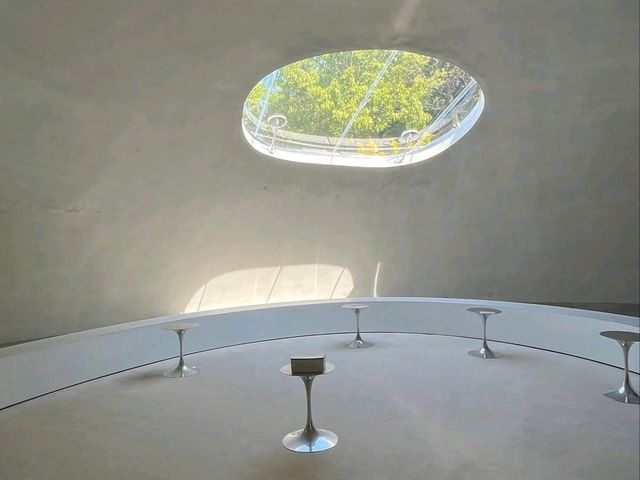Trippy, Peaceful Feels at Art Museum
