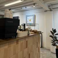 Tarns Coffee (ธาร คาเฟ่) 