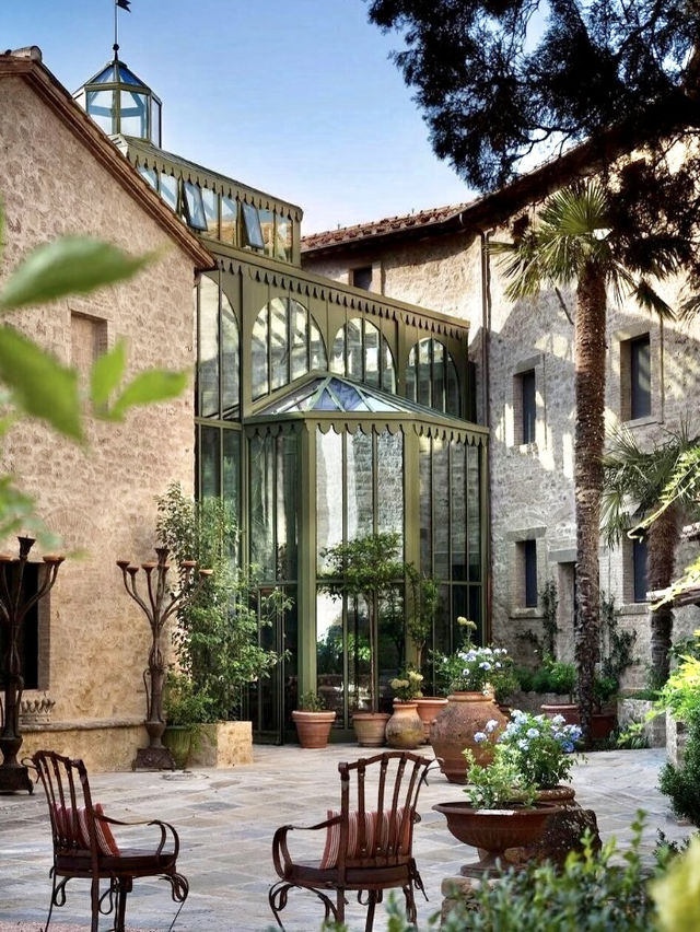 🏰 瑞斯齊奧古斯特城堡（Castello di Reschio）攻略｜意大利托斯卡納隱世莊園體驗