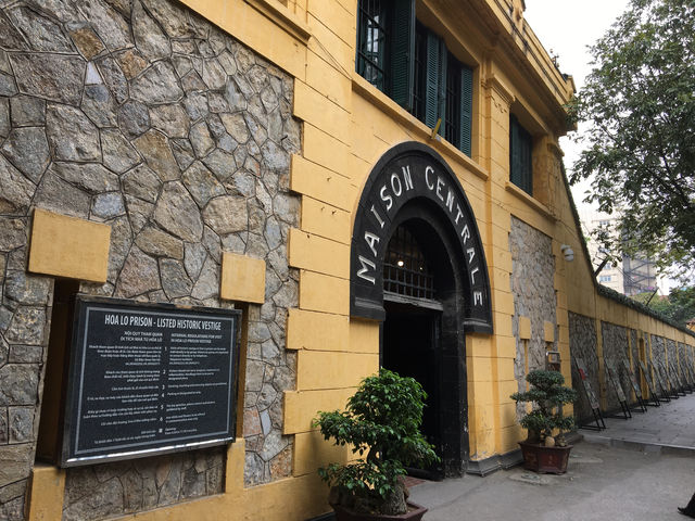 🔒 From Cells to Stories: A Cool Afternoon at Hoa Lo Prison & the Police Museum
