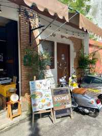 Thrrmda Bar & Eatery