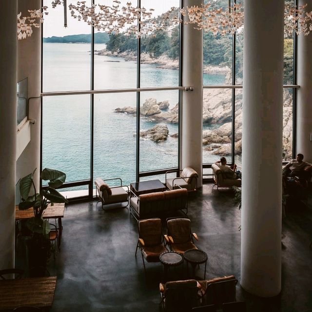 Rafik Seaside Coffee