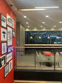 수영역 KFC, 조용하고 넓은 공간에서 치킨 한 입!🍗 