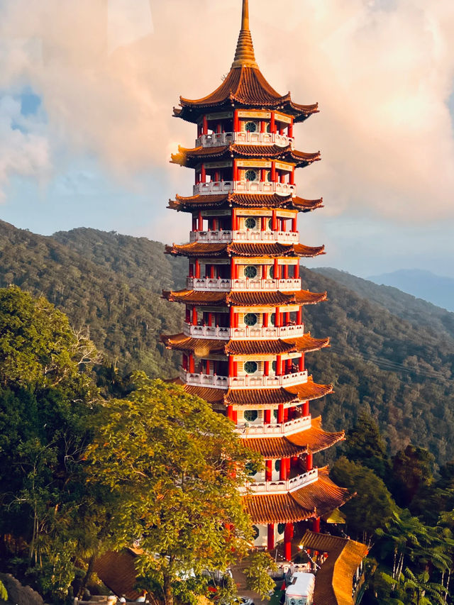 Chin Swee Caves Temple 🏯 — Tranquil Sanctuary Above the Clouds