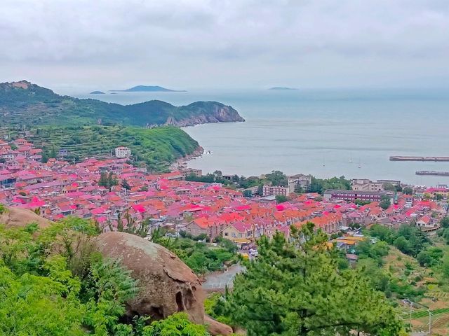 Qingshan Fishing Village Memorial Archway