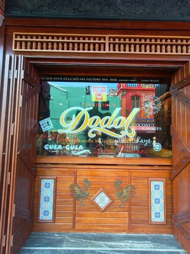 A Heritage Souvenir Shop You Must Visit in Malacca
