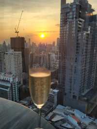 🌆 Skyline Luxury & Urban Pulse: A Chic Stay at Hyatt Regency Bangkok Sukhumvit 