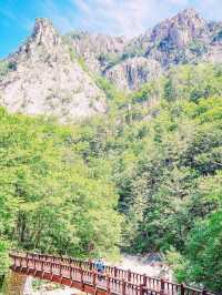 Woraksan Mountain Climbing