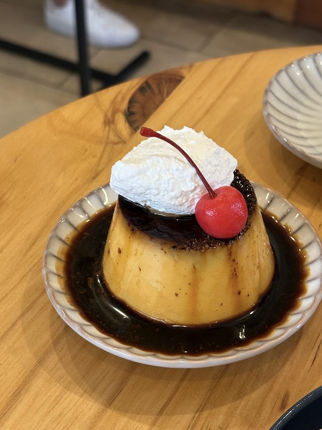 All Seasons Coffee, Shinjuku’s Sweet Spot for Pudding and Pour-Overs