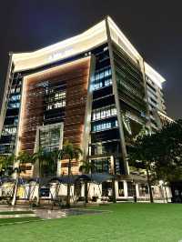 Illuminated Icons: Dataran Wawasan’s Nighttime Glow
