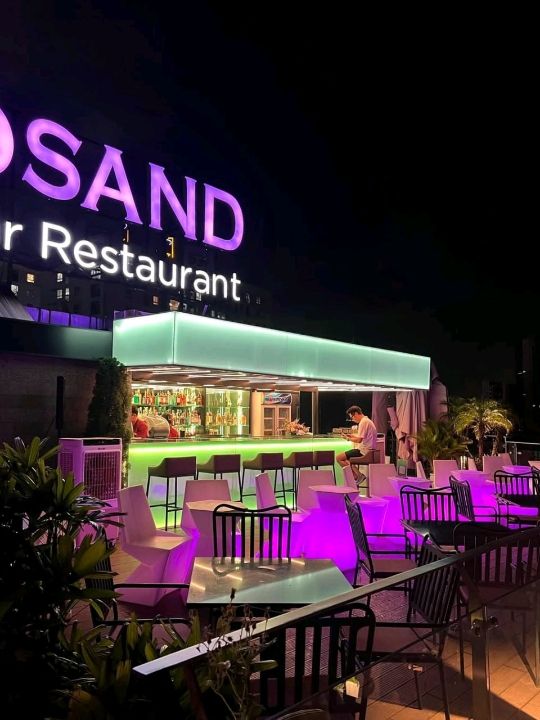 Parosand Sky Bar