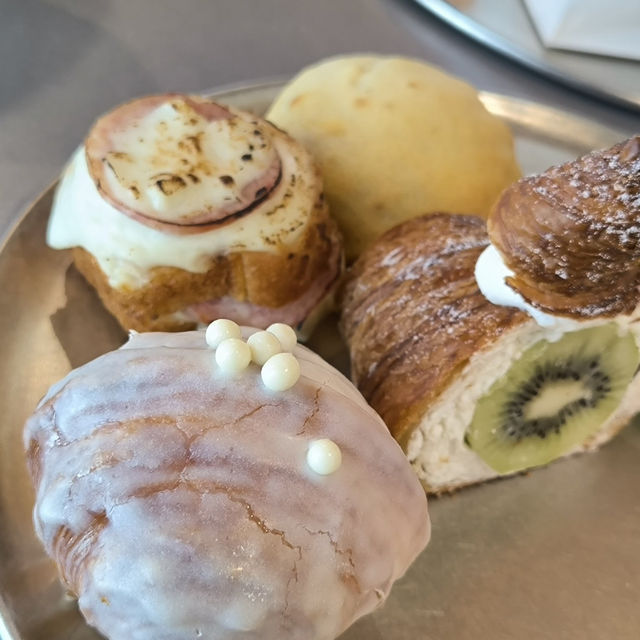 【東京/駒沢🇯🇵】あの有名生ドーナツの系列店🍩daco 【東京/駒沢🇯🇵】あの有名生ドーナツの系列店🍩daco